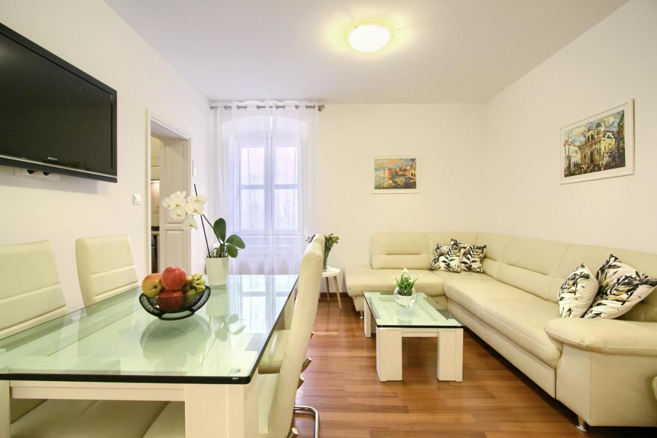 Old Town Dubrovnik R&C Apartment Екстер'єр фото